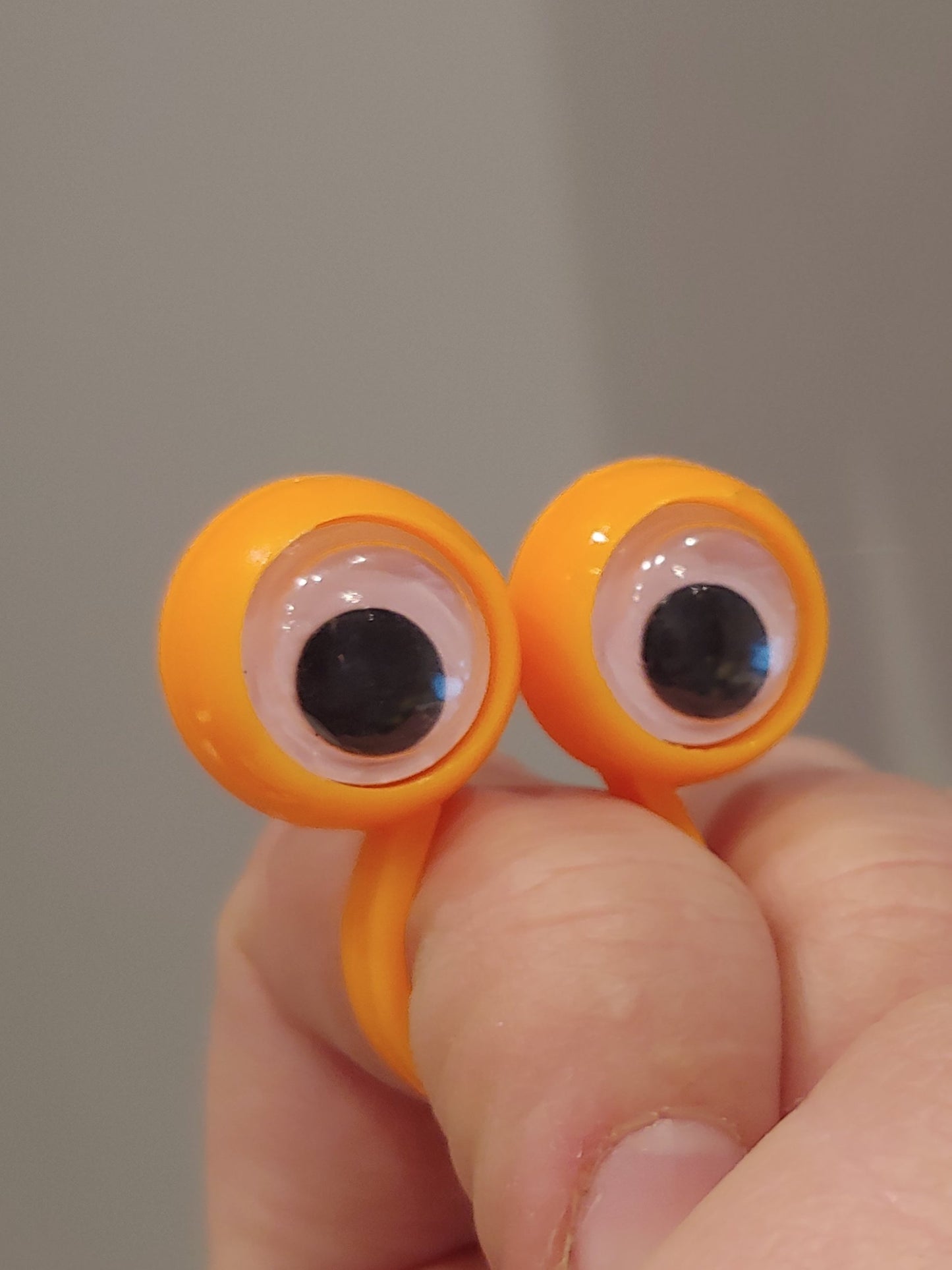 Googly eye ring