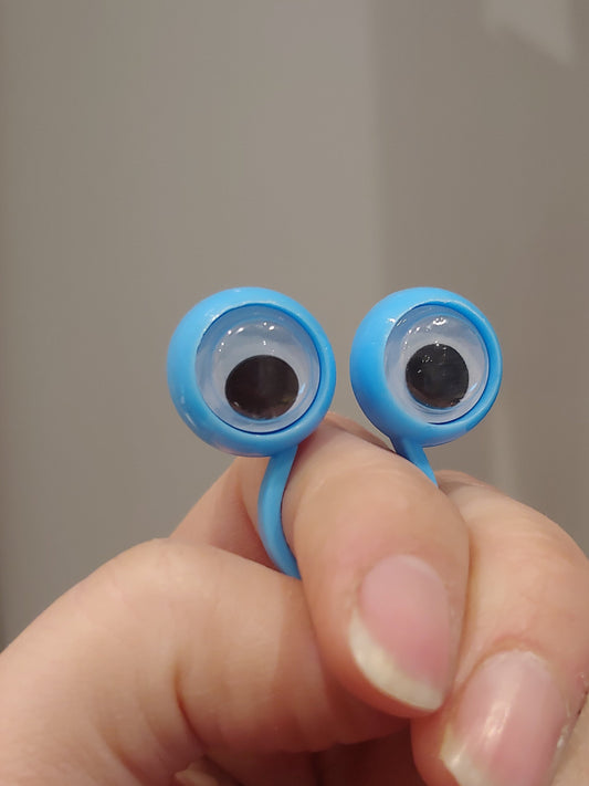 Googly eye ring