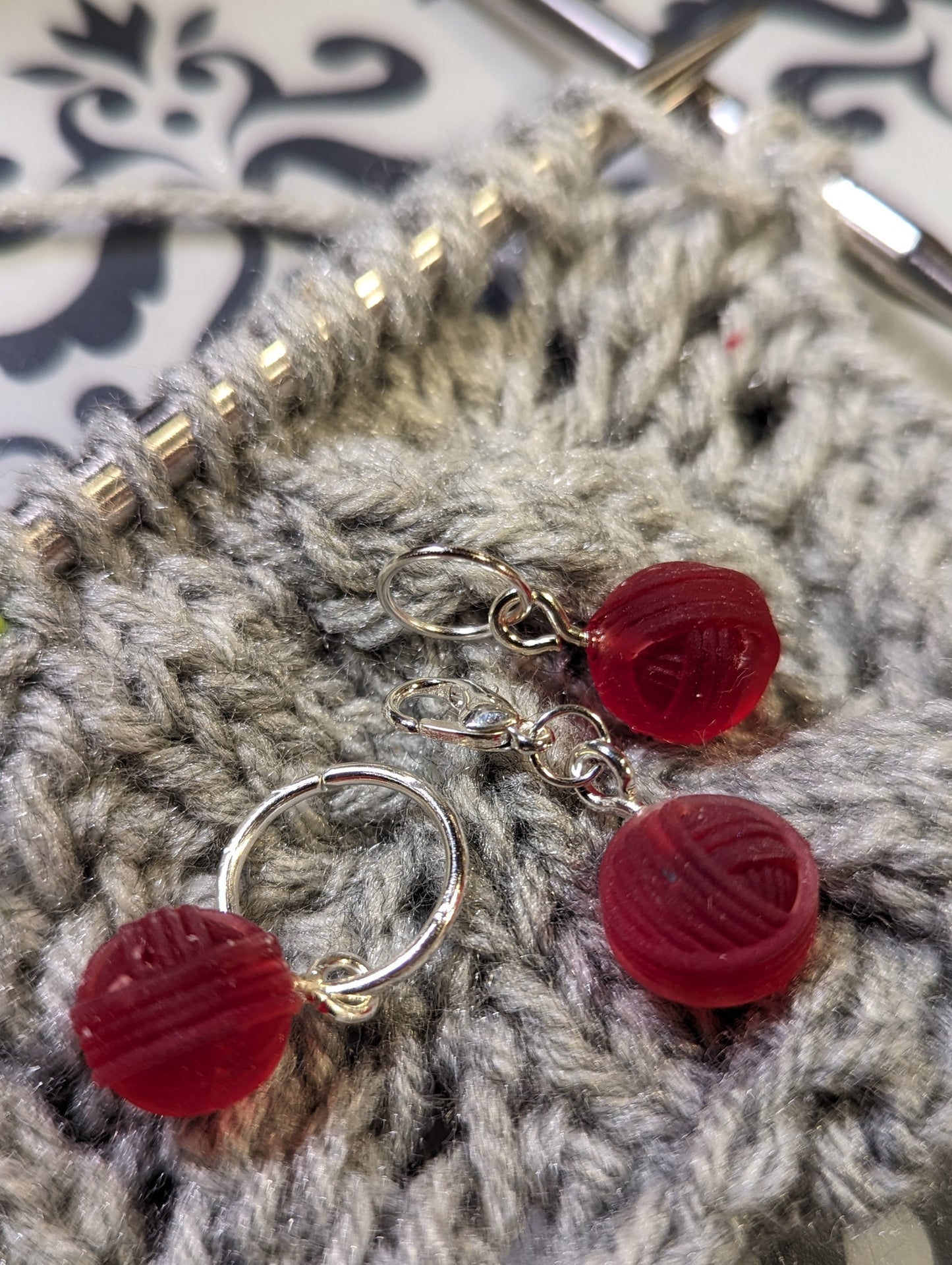 Yarn Ball Stitch Marker/Charm/zipper pull