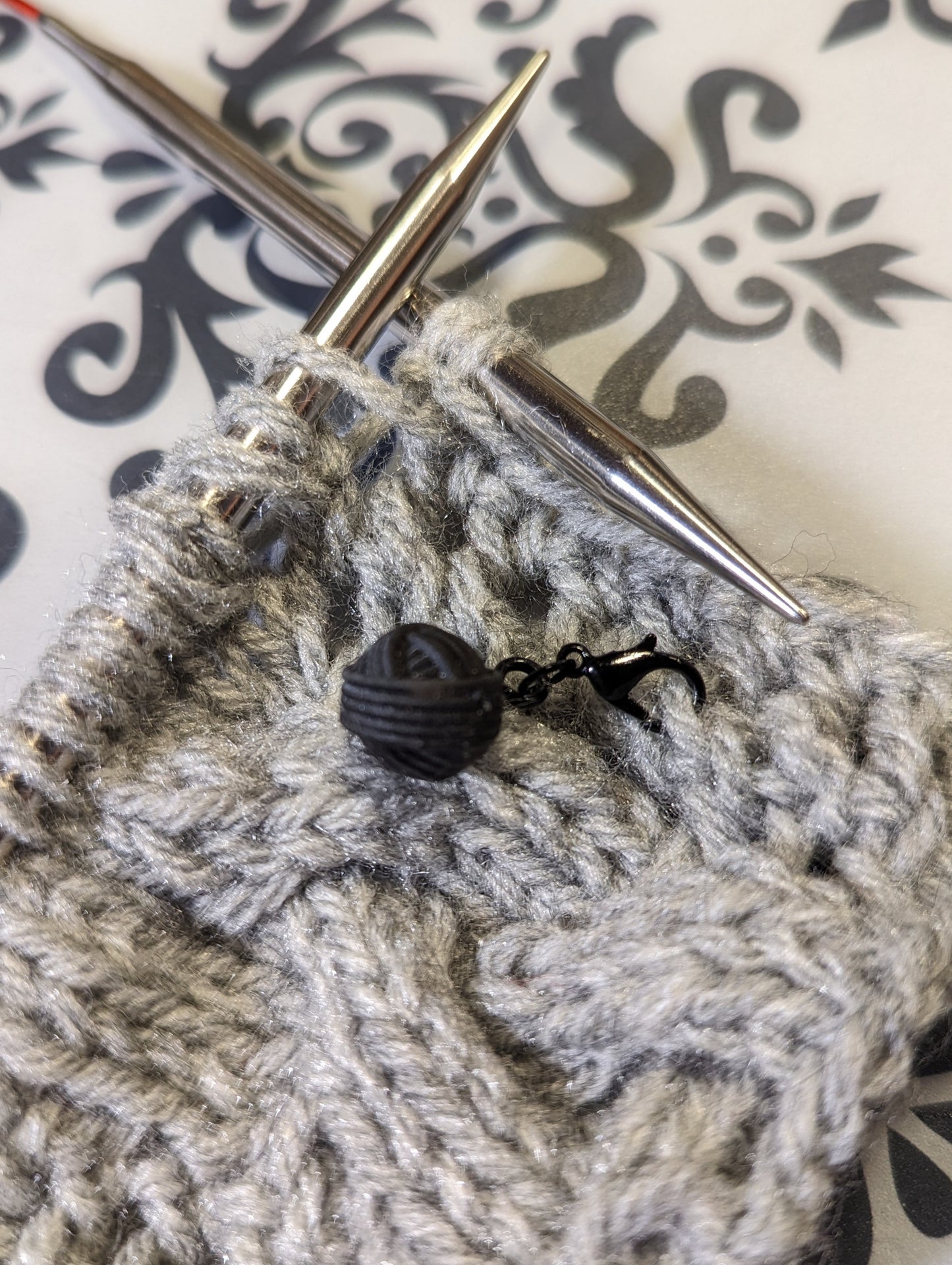 Yarn Ball Stitch Marker/Charm/zipper pull