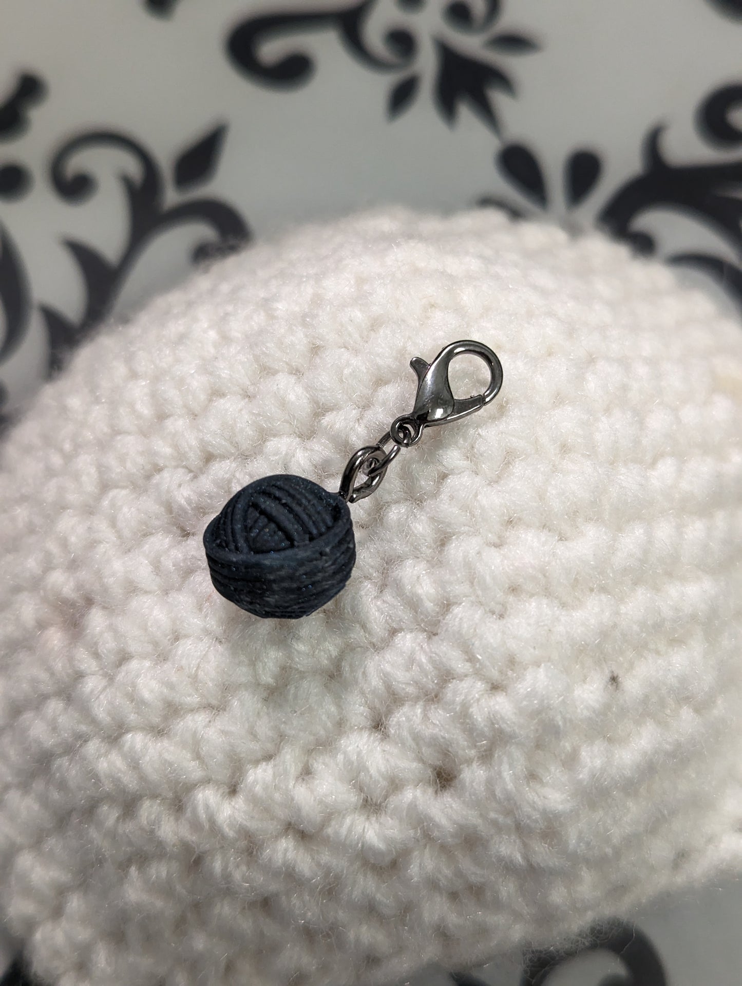 Yarn Ball Stitch Marker/Charm/zipper pull